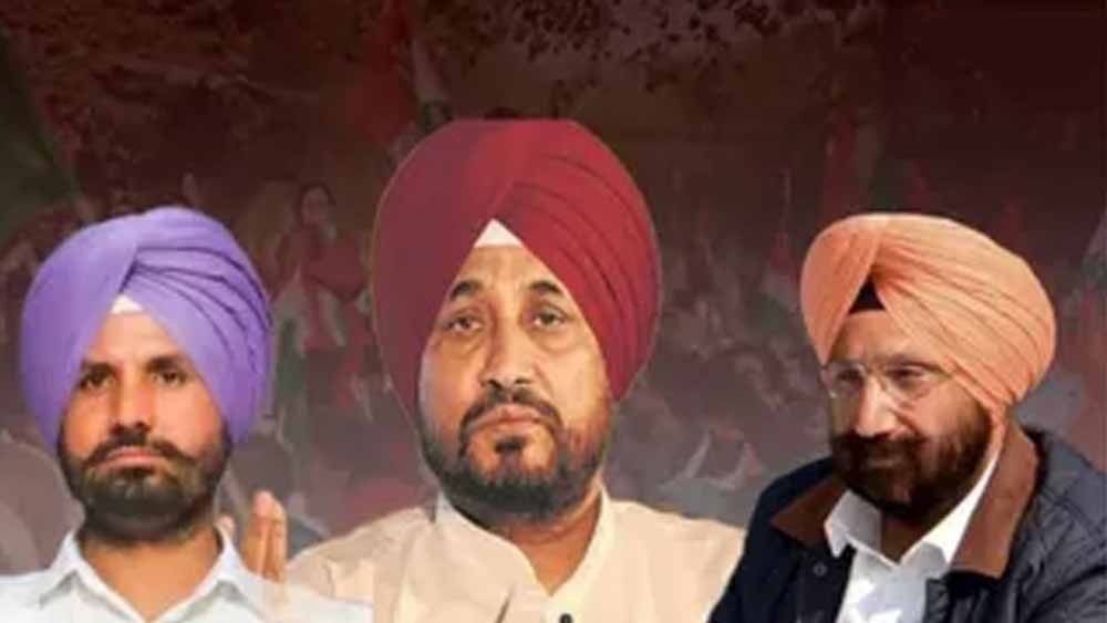 ‘टीम पंजाब’ फॉर्मूले पर एकजुट हुई कांग्रेस, राहुल गांधी की मौजूदगी में साथ दिखे चन्नी-वडिंग