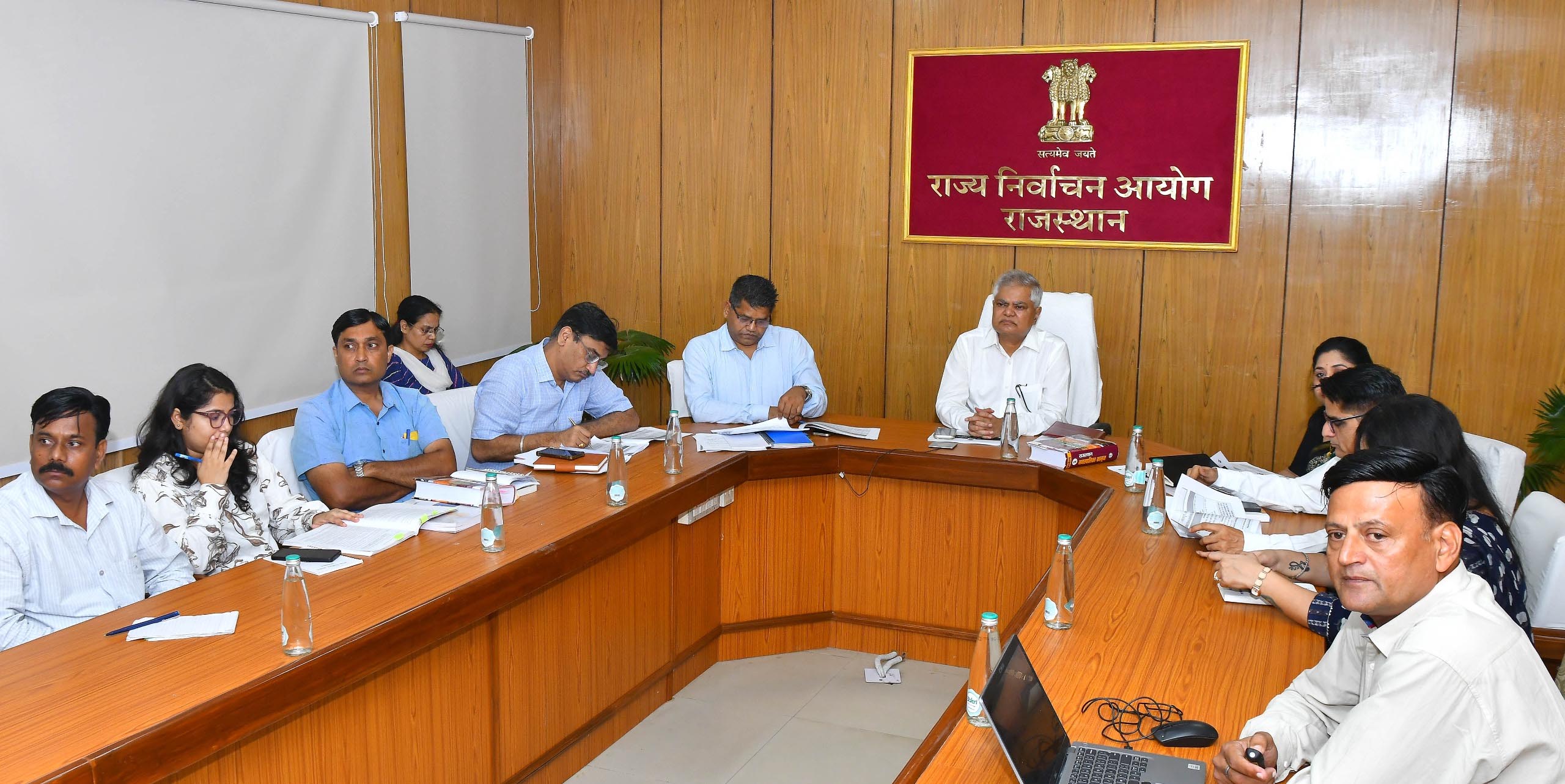 राजस्थान निकाय चुनाव 2026 की तैयारियों की समीक्षा, लापरवाही पर निर्वाचन आयुक्त नाराज
