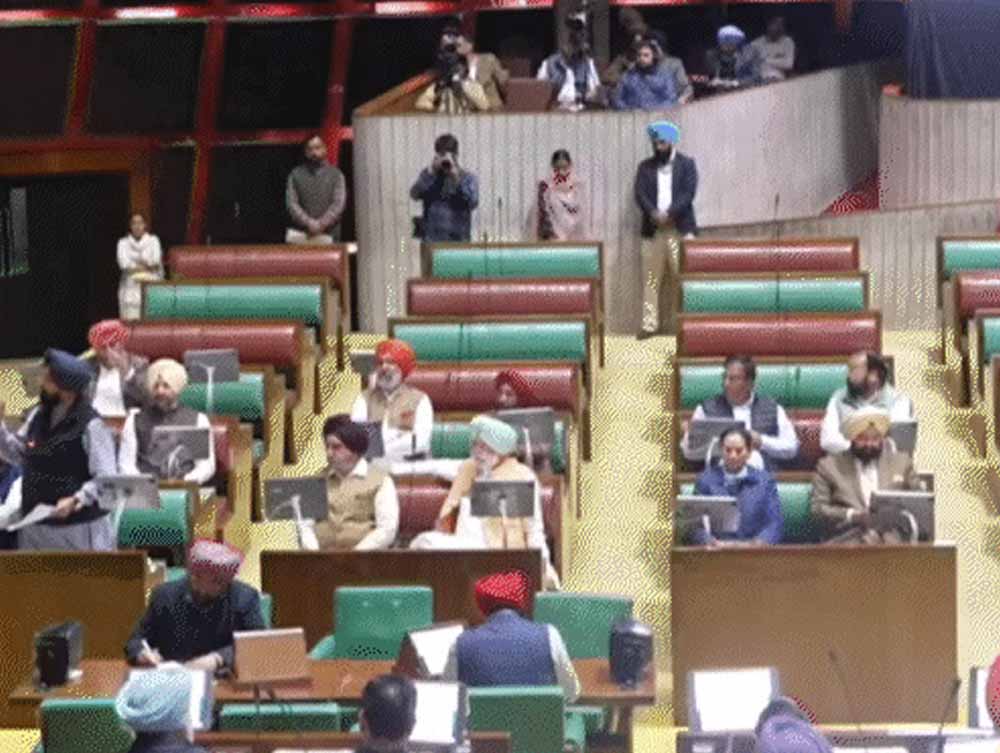 Punjab विधानसभा का मानसून सत्र स्थगित, स्कूल फीस रेगुलेटरी बिल पर सोमवार को होगी अहम बहस