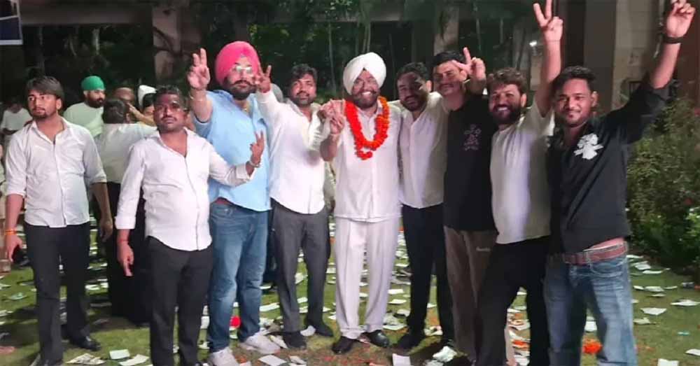 बार एसोसिएशन चुनाव में गुजराल की बड़ी जीत, 661 वोट लेकर बने अध्यक्ष